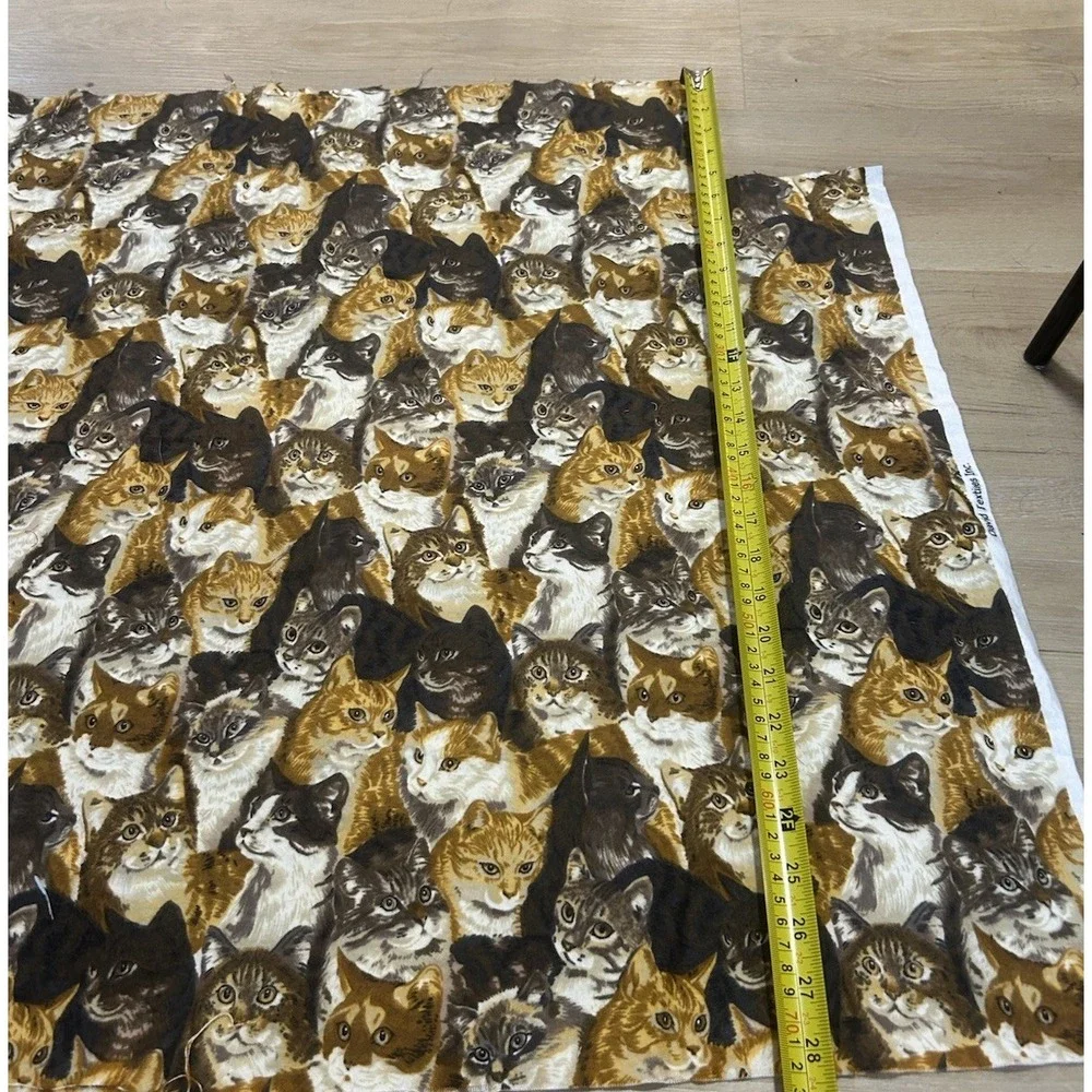 3ft x 2ft of Cats Feline Kitten all over Print Fabric David Textiles